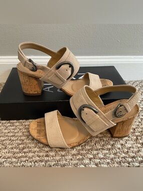 NATURALIZER - Women’s Sandal - Camden, Soft Marble, USA Women’s Size 4-1/2 M